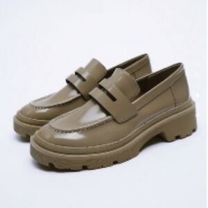 ZARA LOW HEEL LUG SOLE LOAFERS